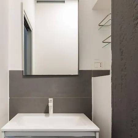 Ferienwohnung Da Mauro Sui Navigli Bilocale Vista Darsena Mailand Exterior foto